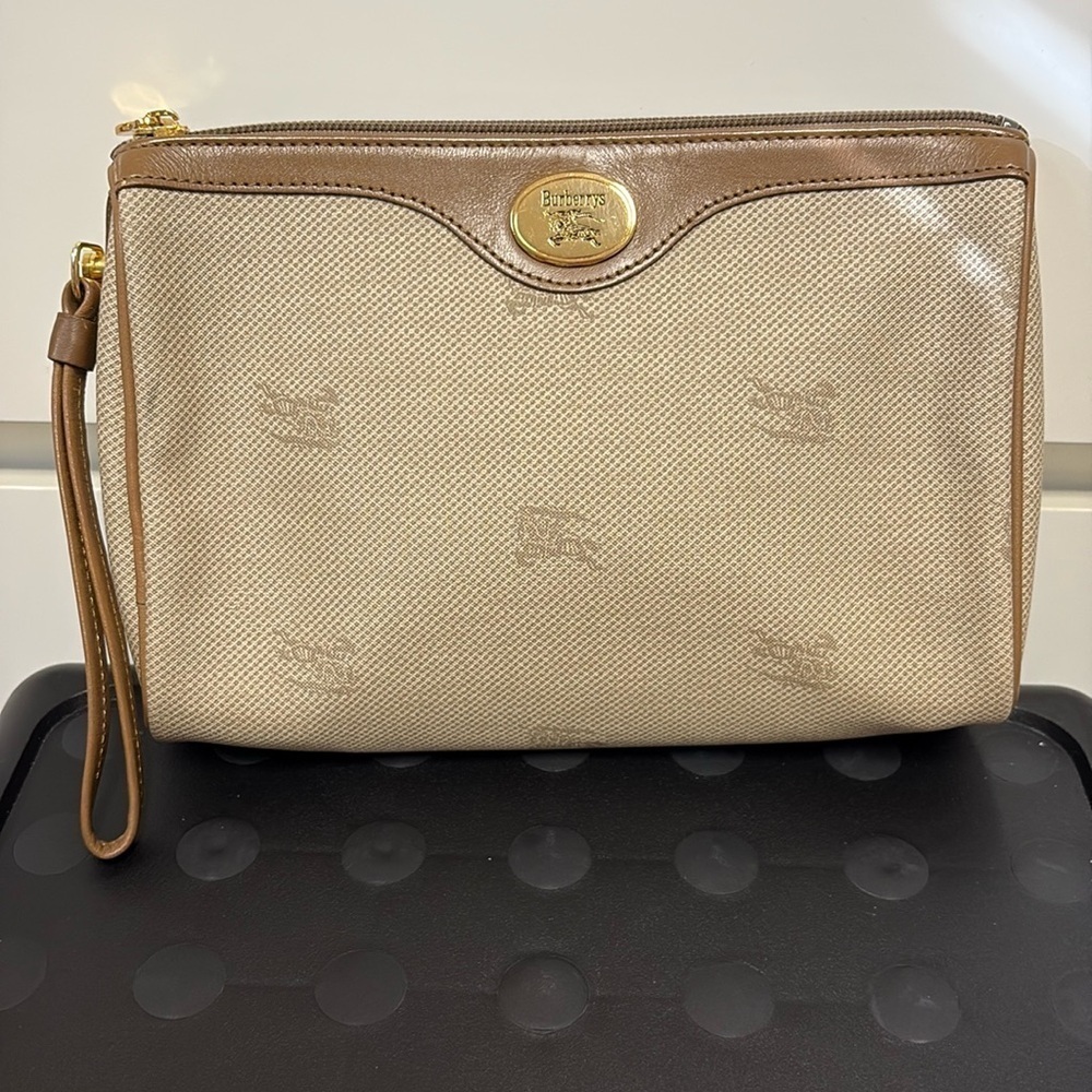 Burberrys Vintage Clutch Bag
